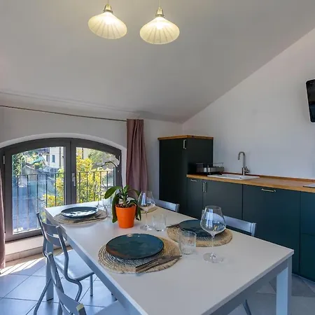 2br - View Balcony